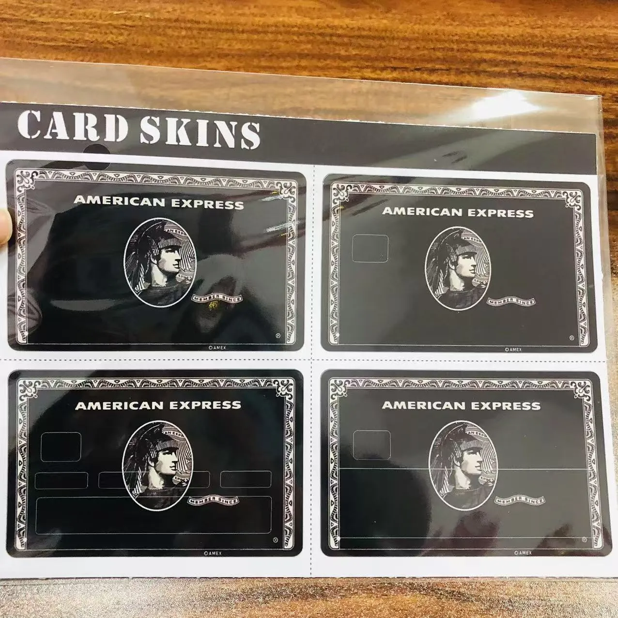 நீங்கள் விரும்பும் கிரெடிட் கார்டு ஸ்டிக்கர்களை இங்கே காணலாம்