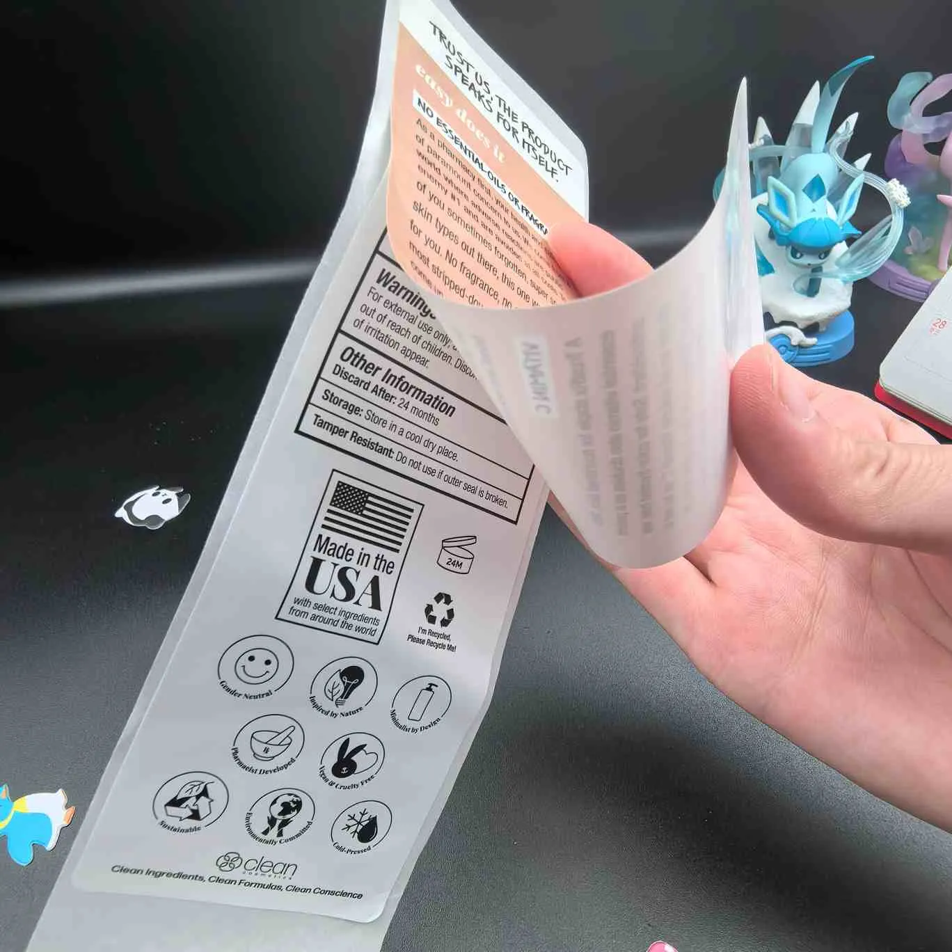 ஒப்பனை லேபிள்களுக்கான மல்டிலேயர்